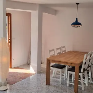 Renovado En Barrio De Pescadores Roses